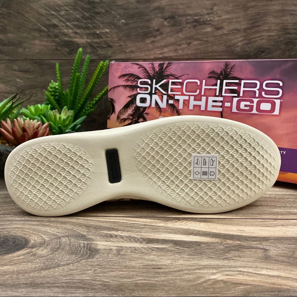NIB Skechers On The Go Goga Mat Skimmer Flat - Picture 9 of 12